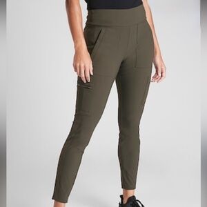 Athleta Headlands Hybrid Cargo Pants